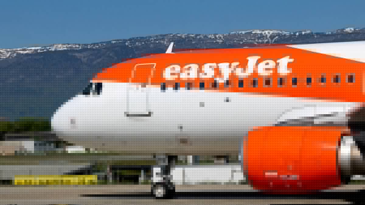 Easyjet takeover: Airline gives Castlelake until Friday to trump bid from rival Apollo