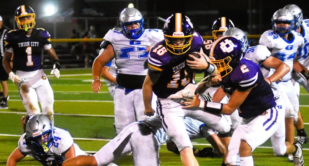 Golden Tornadoes Measure Up In Second Scrimmage