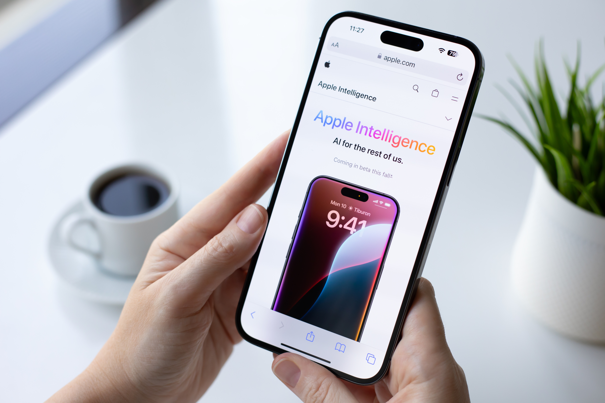 Apple, nevoită să retragă aplicația de monitorizare ICE, după presiunile făcute de Trump