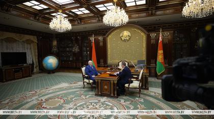 Lukashenko receives PM, urges attention to number one issue