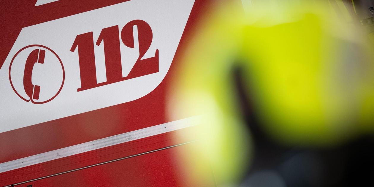 Großeinsatz in Mehrfamilienhaus: Flammen schlagen aus Wohnungen - das war zuvor passiert