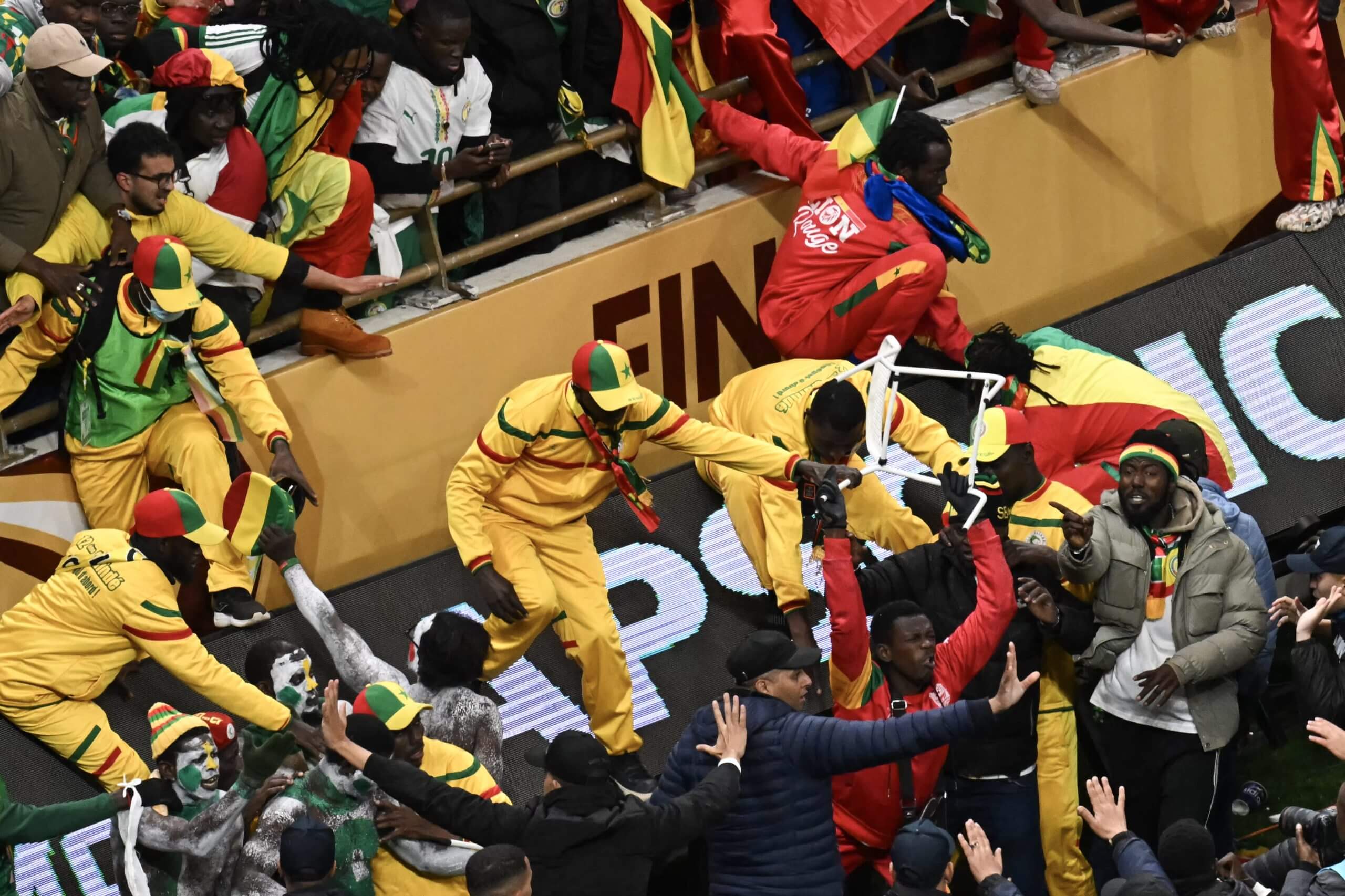 Senegal Yapigwa Fine Bilioni 1.5 Kisa Fujo za Mashabiki Fainali AFCON