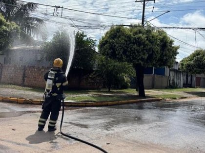 Bombeiros combatem incêndio em fiação elétrica em Lucas do Rio Verde