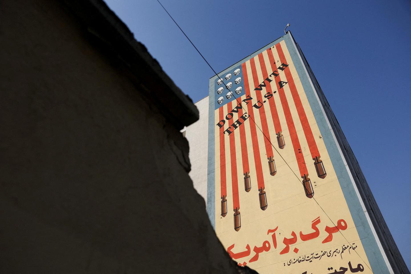 After Trump's warning, Iran threatens to hit US bases and carriers in event of attack