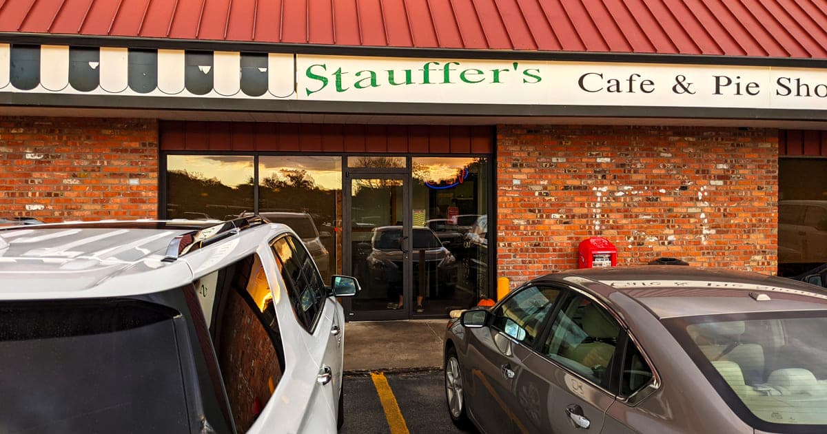 People Drive From All Over Nebraska To Eat At This Hole-In-The-Wall Cafe