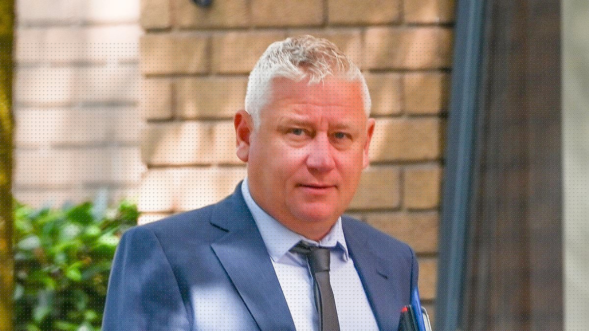 Senior detective kissed married colleague in unmarked police car they used for secret stake-outs