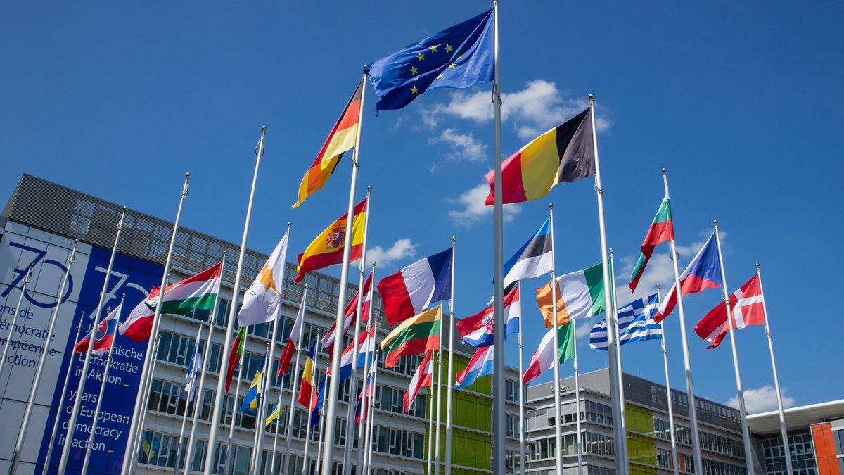 Les gardiens de la révolution en Iran considérés comme "organisation terroriste" par l’UE : quelles conséquences ?