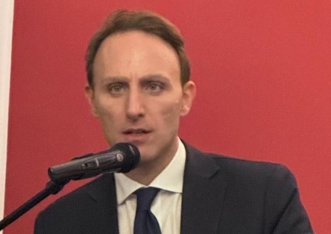 #PoliticaLavoro #Castellammare - Il Pd scarica Vicinanza, Piero De Luca: "Venute meno le condizioni politiche per assicurare il sostegno"