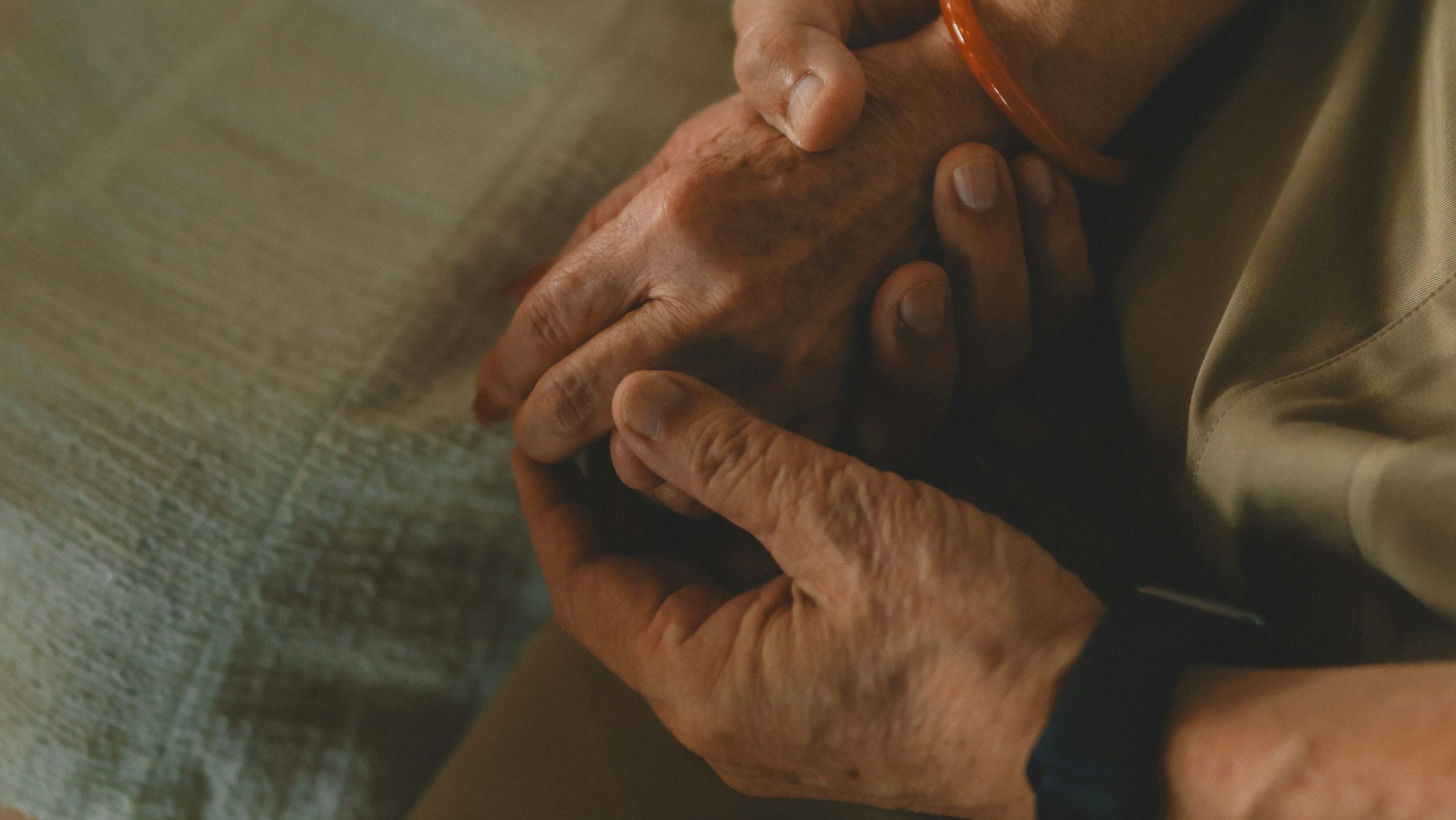 More caregivers in Quebec eligible for compensation under new home health policy