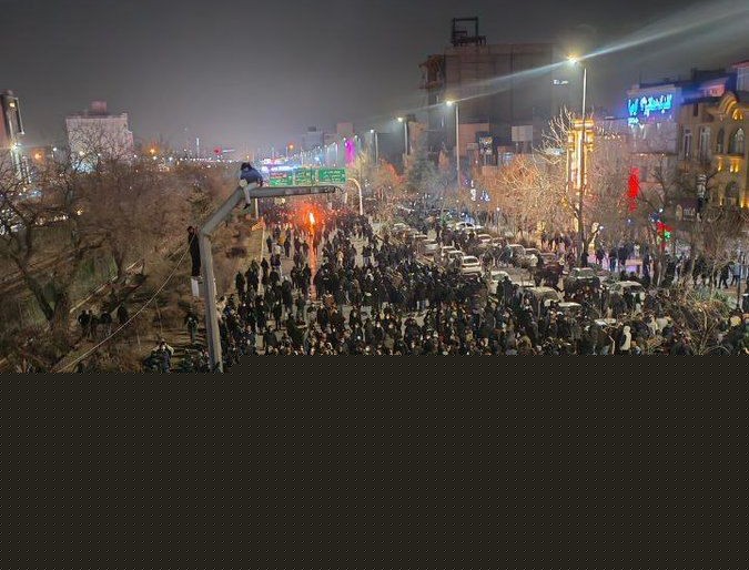 Iran: End escalating campaign of arbitrary executions and death sentences against protesters