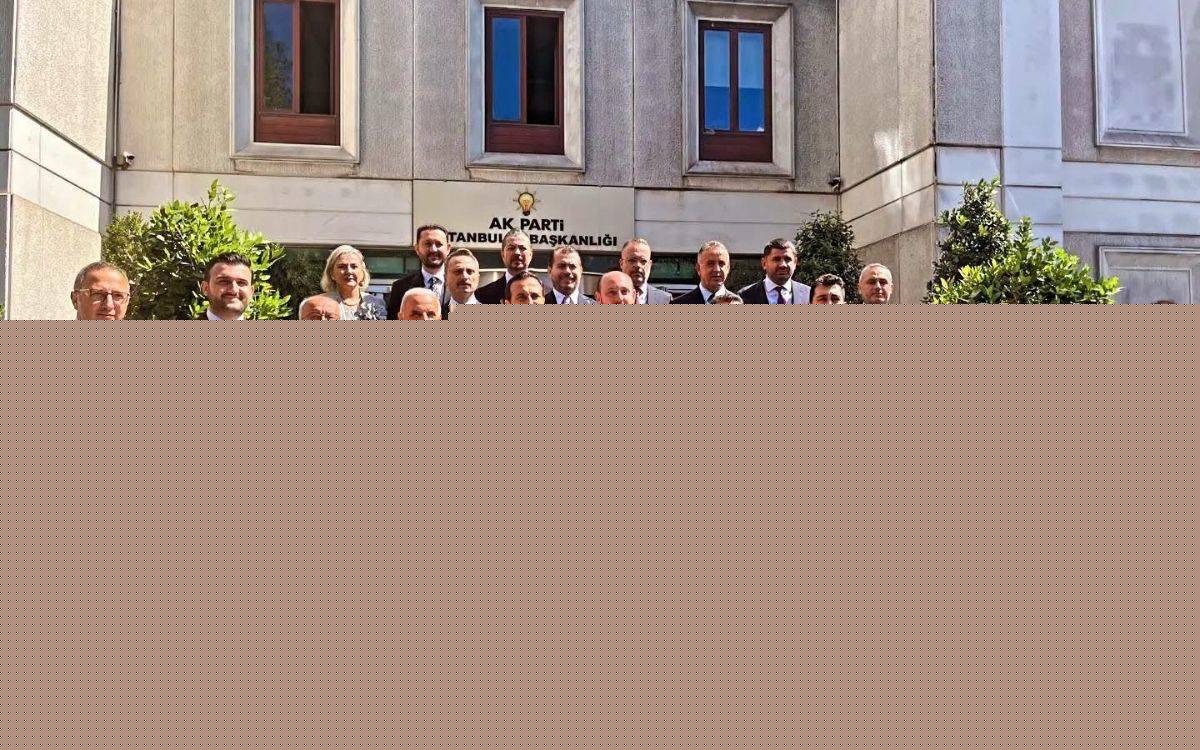CHP'den istife eden üç belediye başkanı AKP’li oldu