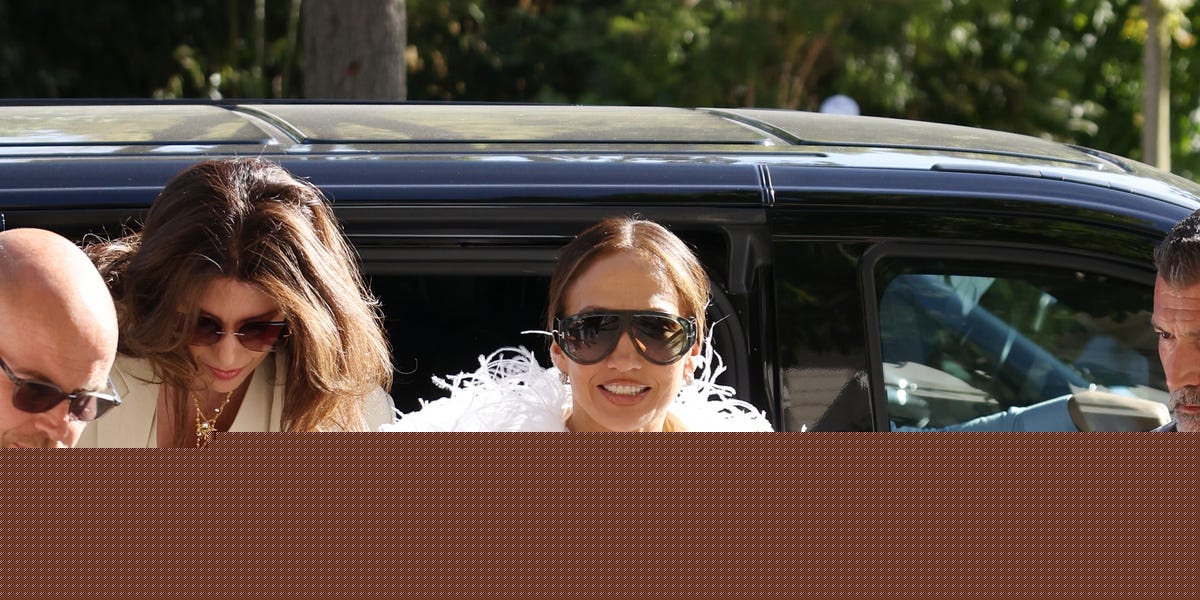 Jennifer Lopez’s Euro-Summer Outfit Features This Transitional Weather Staple