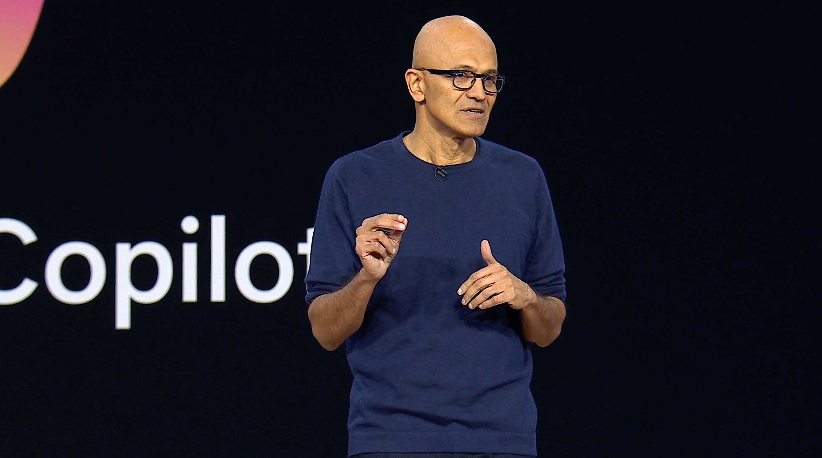 Microsoft’s stock declines after Azure cloud growth dips below 40%