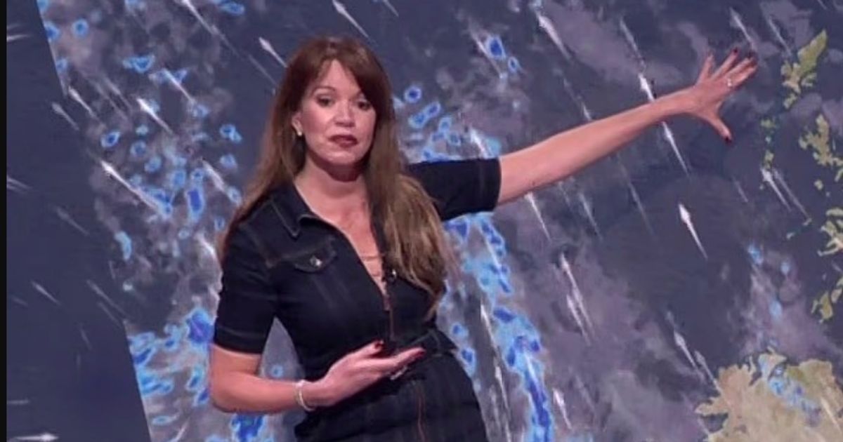 BBC viewers left stunned by weather presenter's 'sexy' outfit during 6 O’Clock News