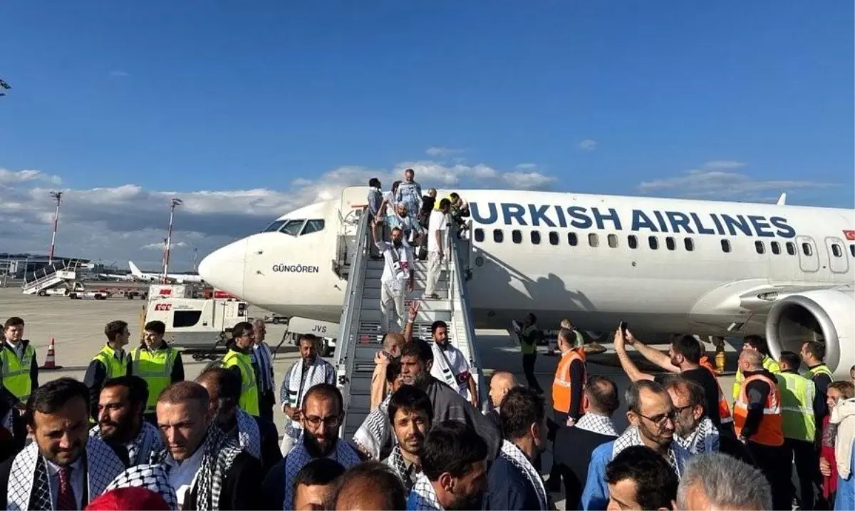 İçişleri Bakanı Yerlikaya, Gazze İçin Yola Çıkan Aktivistleri Karşıladı