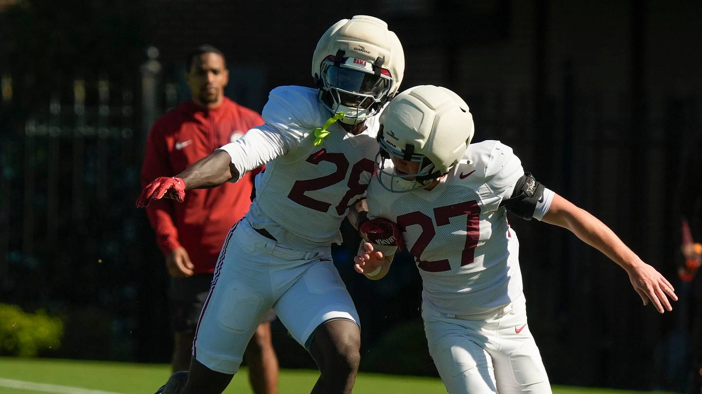 Auburn played an unlikely role in Alabama landing rising DB Carmelo O'Neal