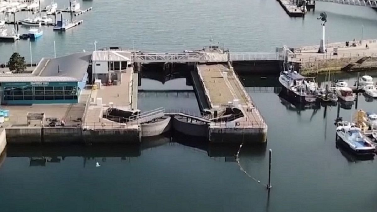 Plea for long-term plan after Plymouth's lock gates break again