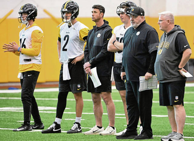 Camp Conversation: Steelers QB coach Tom Arth evaluates Will Howard, Drew Allar before preseason debuts