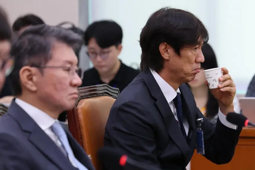 Jung Mong-gyu, Hong Myung-bo Apologize at National Assembly Hearing Over Korea Soccer