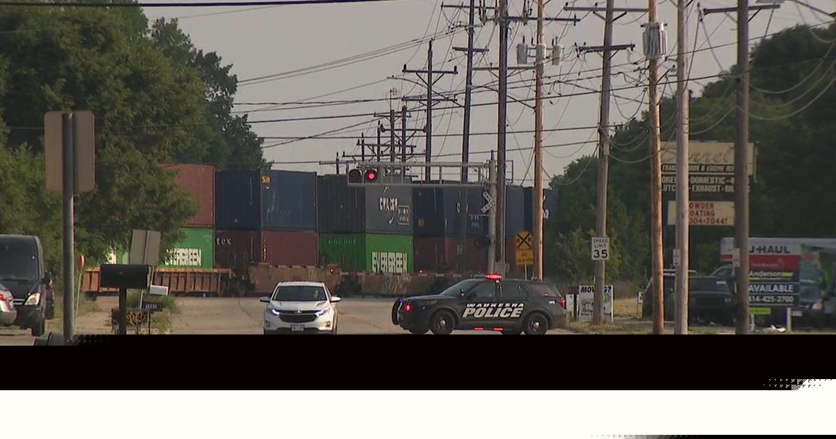 Fatal train accident in Waukesha; pedestrian struck