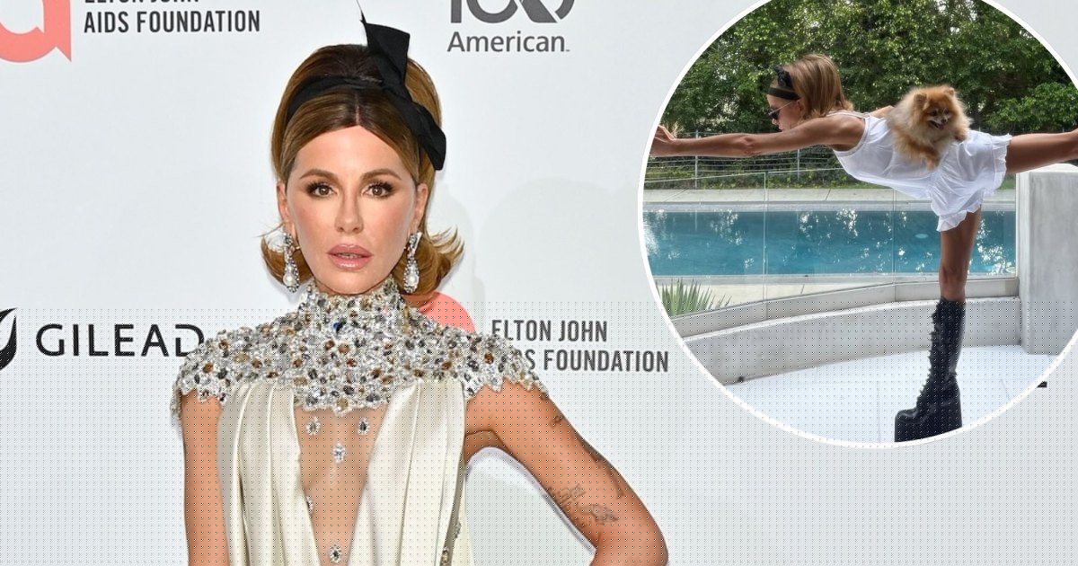 Kate Beckinsale Does Yoga in Sky-High Platforms With Her Pets on Her Back