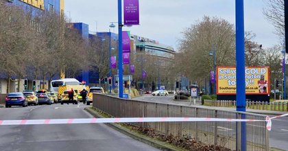 Traffic builds as major road closed near Westquay after air ambulance lands - live updates
