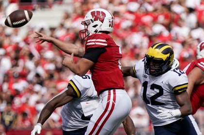 Where to watch the Wisconsin vs. No. 20 Michigan football free livestream today