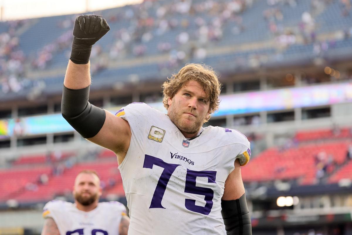 Minnesota Locks Down O'Neill with Four-Year Extension