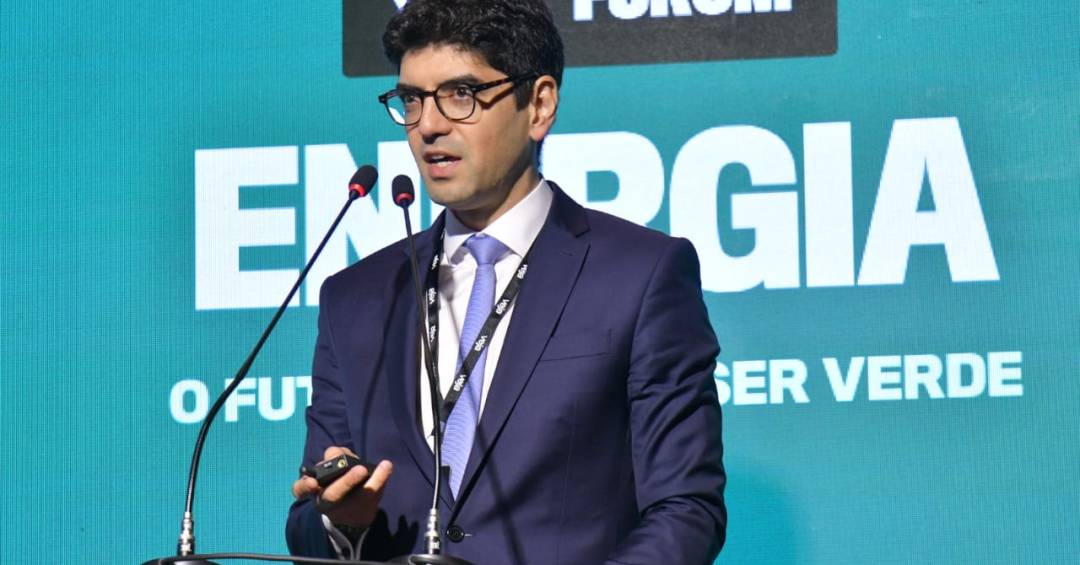 Brasil tem abundância natural e alto custo de capital no setor de energia, diz representante do BNDES