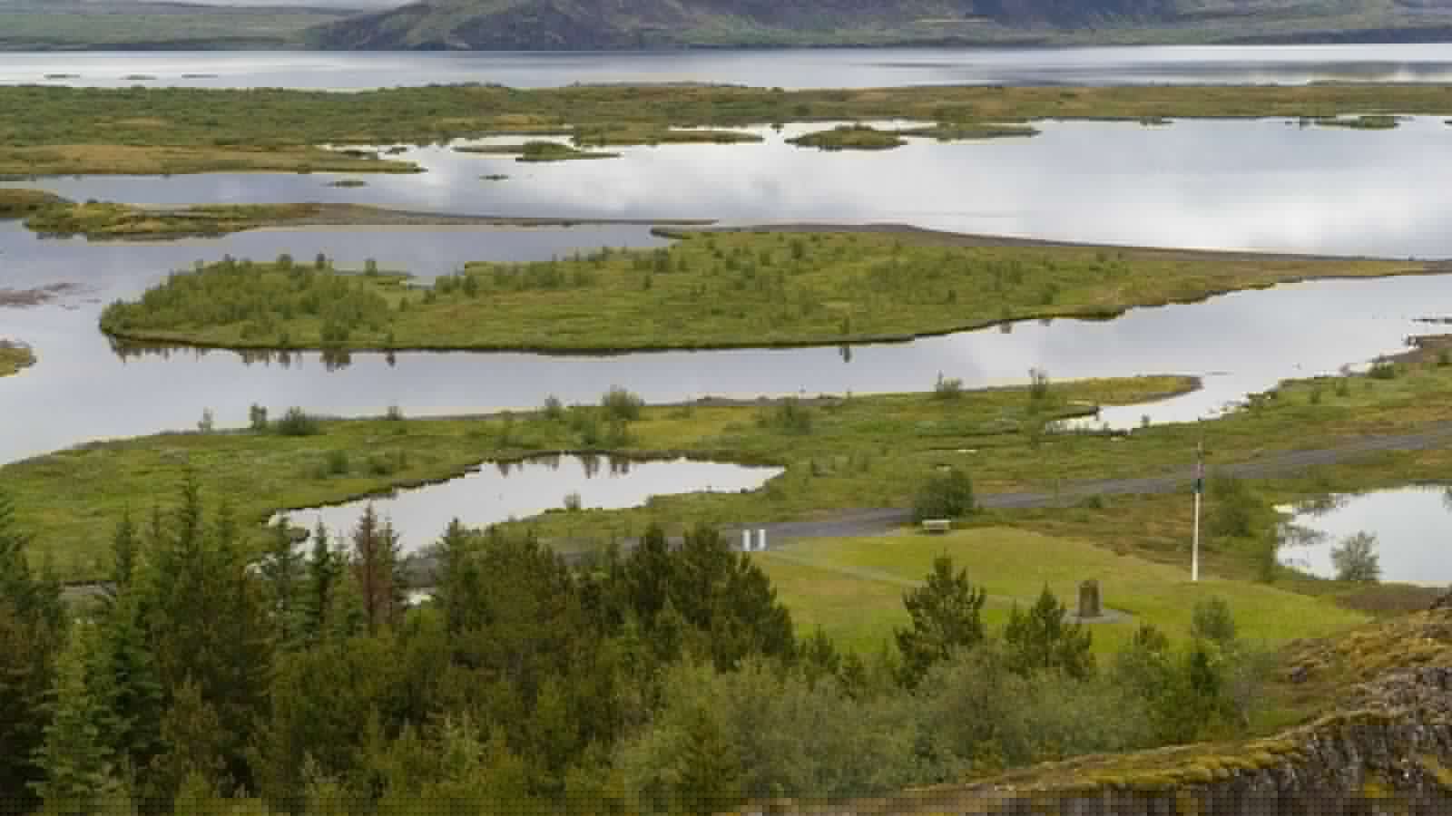 Þrír hand­teknir á Þing­völlum