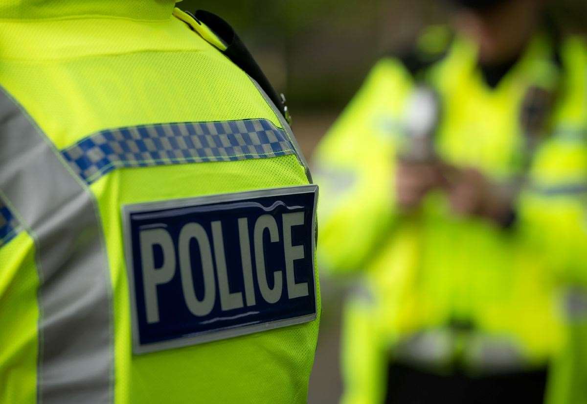 Man assaulted and robbed as he challenged shoplifter