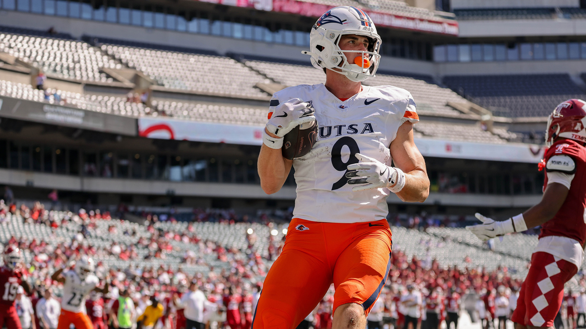 Temple rallies for 27-21 victory over UTSA on Saturday