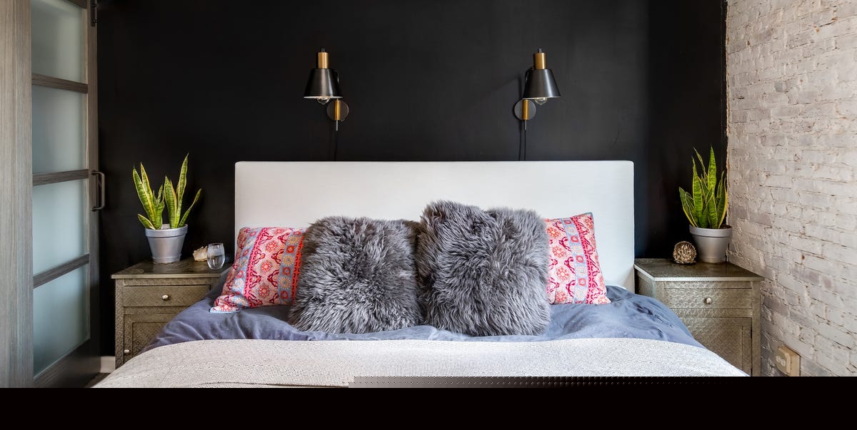 24 Chic Dark Bedroom Ideas for a Cozy Escape