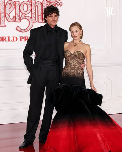 Margot Robbie dhe Jacob Elordi në premierën botërore të filmit të tyre të ri