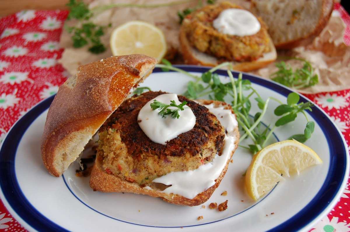 10 Plant-Based Mains for a Refreshing Summer Dinner