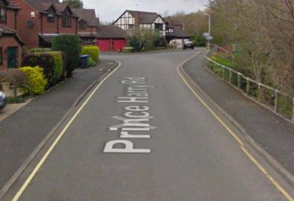 Council petition to tackle ‘dangerous parking’ on Henley street