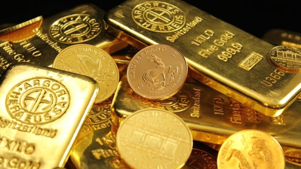 Axis Bank launches India’s first gold-backed credit line accessible through UPI: Details