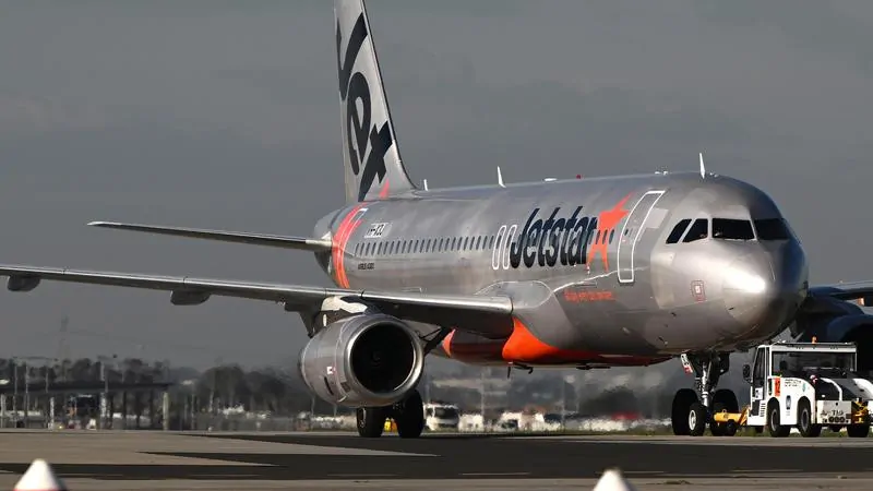 Sydney Airport plane chaos prompts urgent meeting with government officials