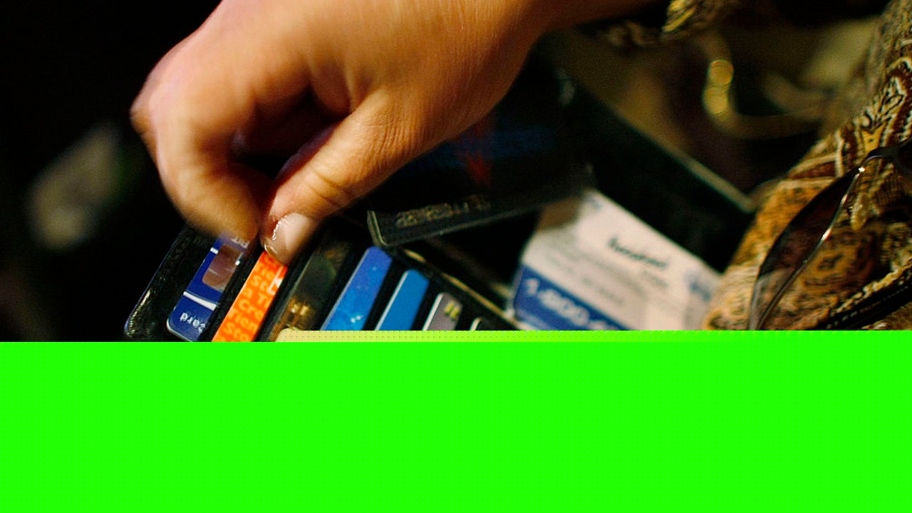 1 in 4 credit card debtors believes they will never be free of debt