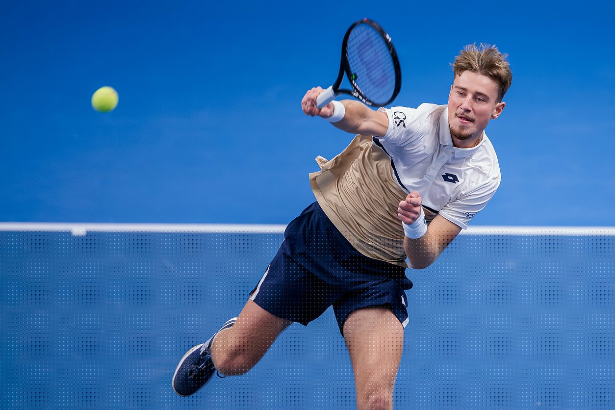 Trijų setų dramą laimėjęs Butvilas žengė į „Challenger“ turnyro pusfinalį
