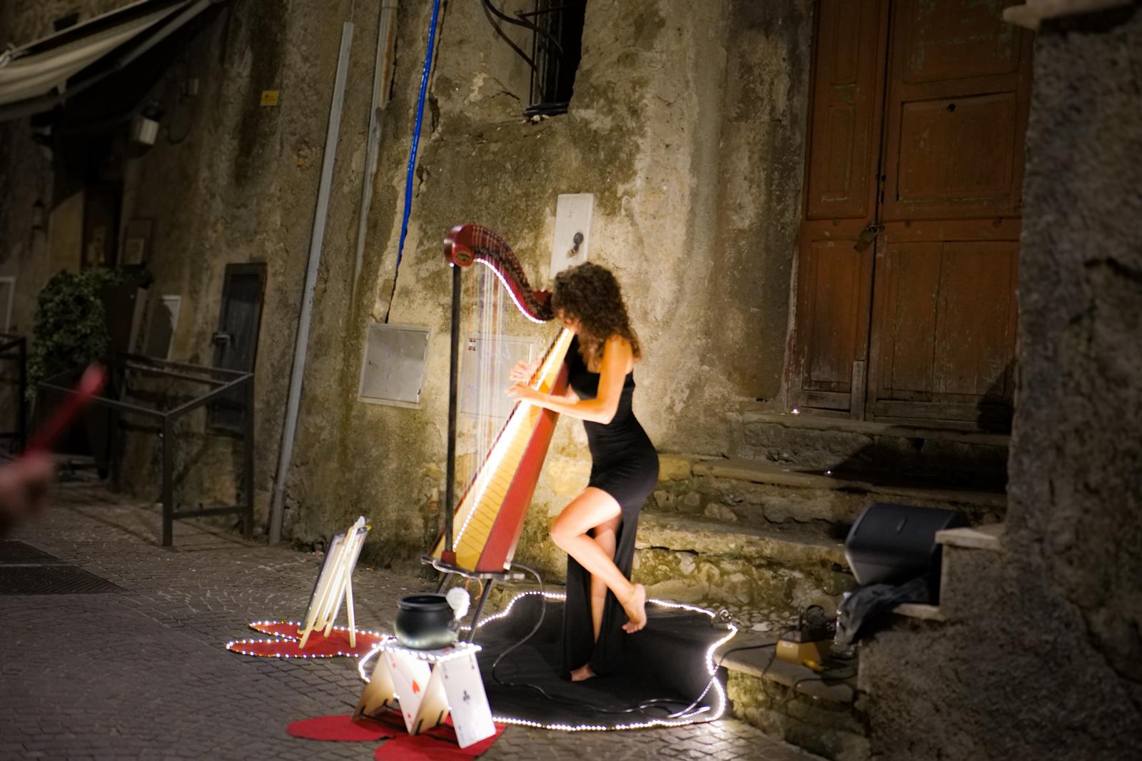 Dal 13 agosto al 27 settembre oltre 30 appuntamenti di Danza, Teatro, Musica e Circo tra Viterbo, a Tuscania, Bolsena e Roma per il festival “direzioniAltre”