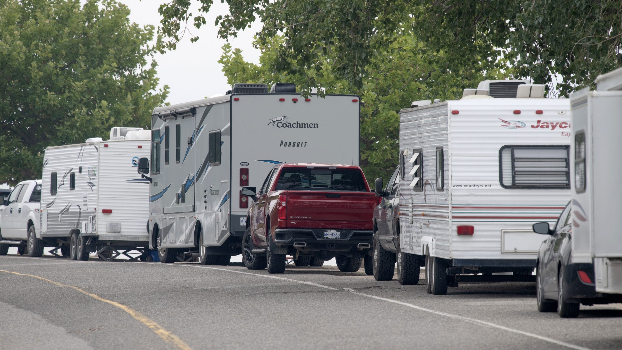 B.C. motorists urged to steer clear of wildfire areas amid dangerous conditions