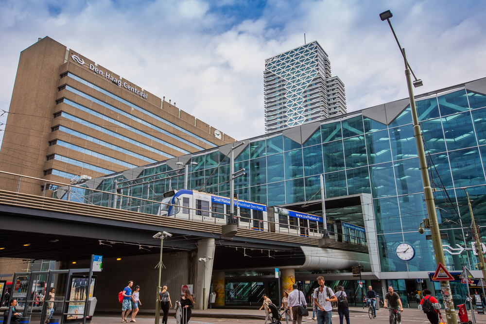 Travelling to The Hague? Significantly fewer trains will run to and from the city over the next two weeks