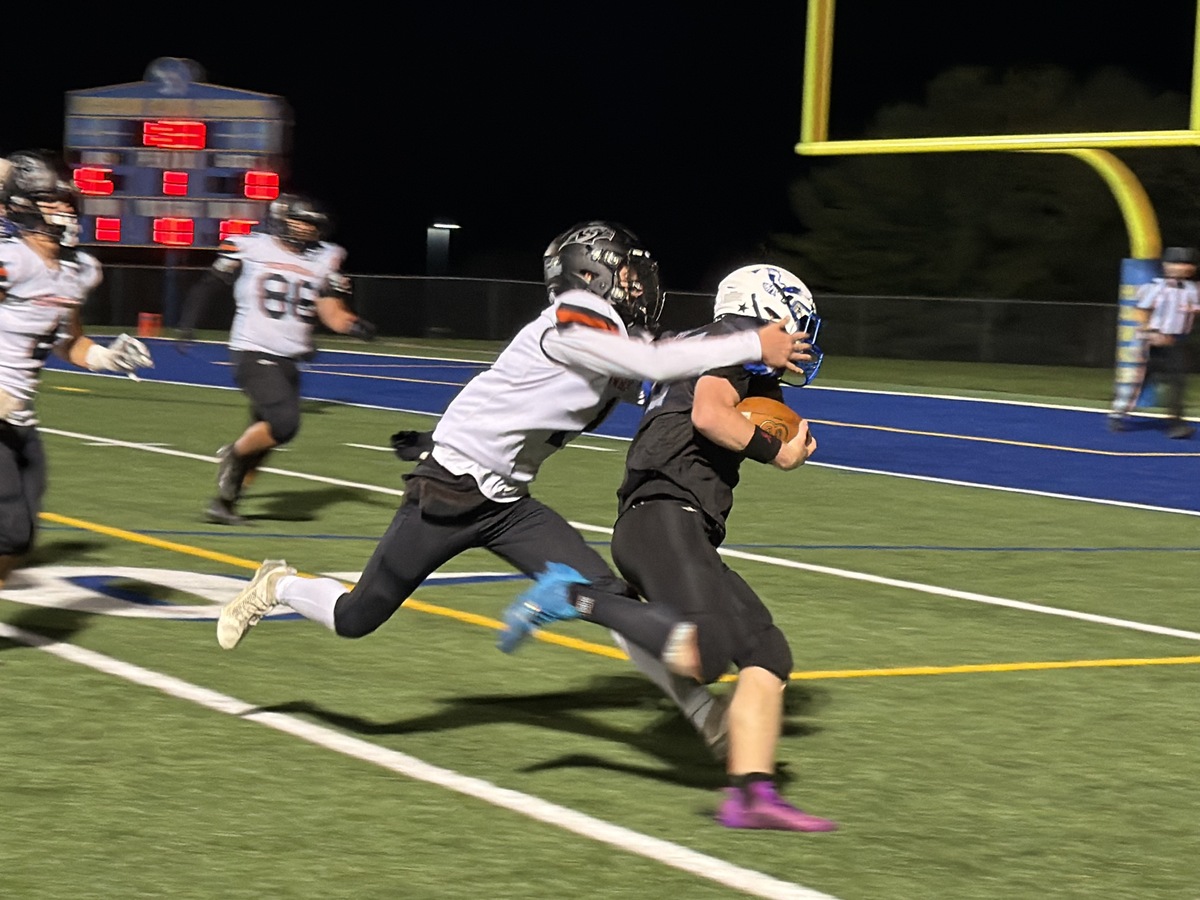 Undefeated Hermon football rolls past Skowhegan on homecoming