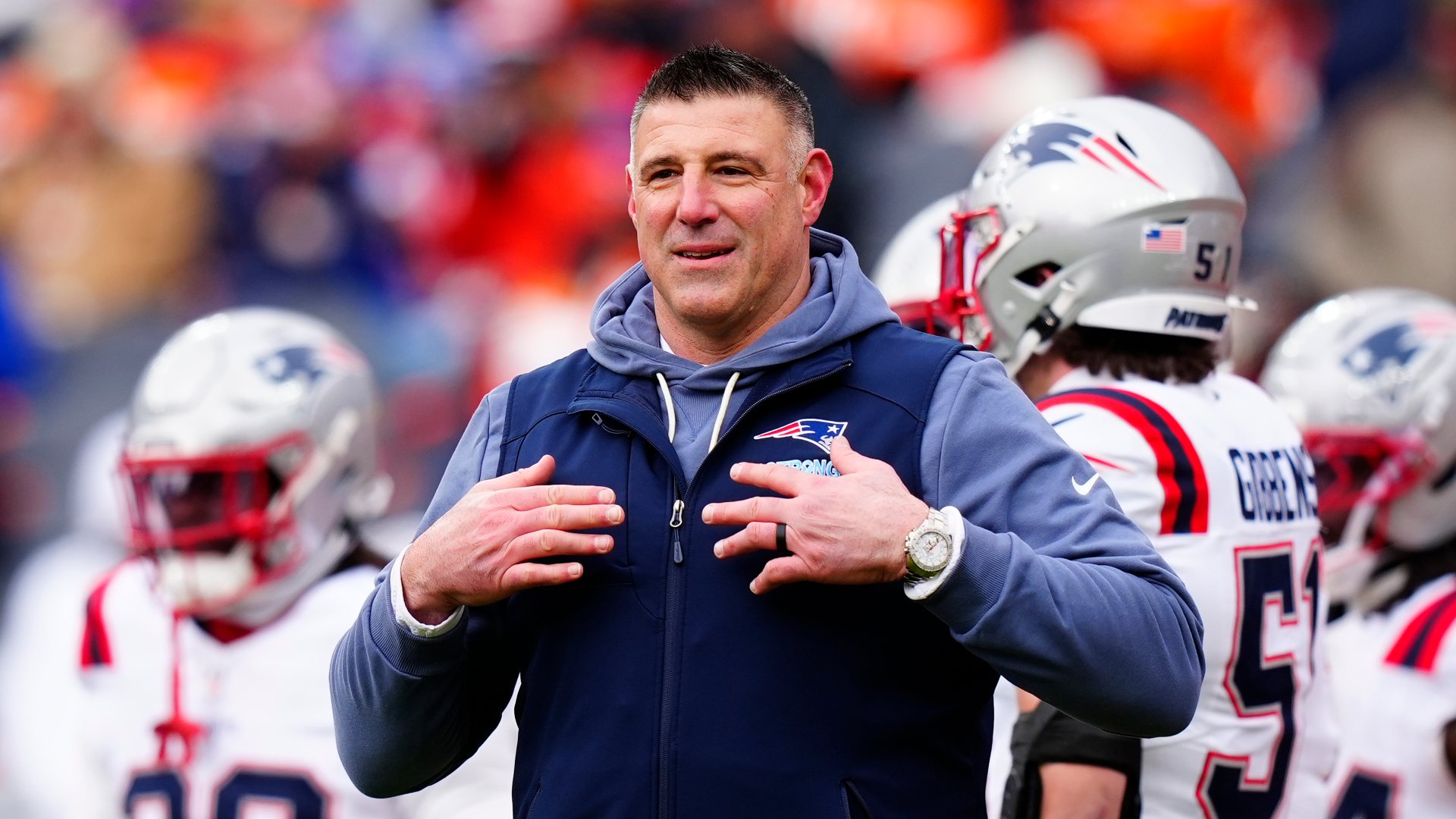 Patriots’ Mike Vrabel Gives Take On Bill Belichick Hall Of Fame Snub