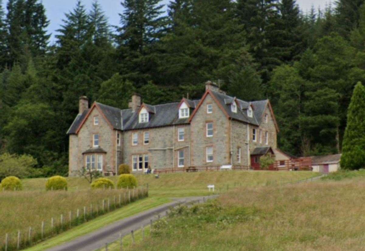 ‘Essential’ holiday cabins plan approved at prominent Loch Ness hotel