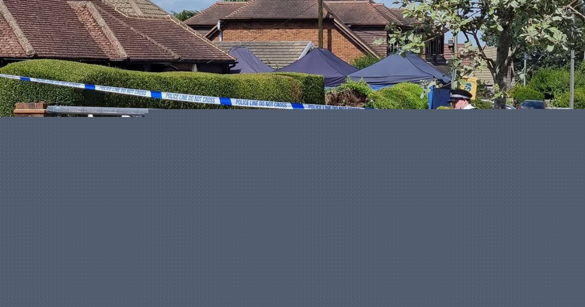 House cordoned for FIVE days after bones found in Biggin Hill