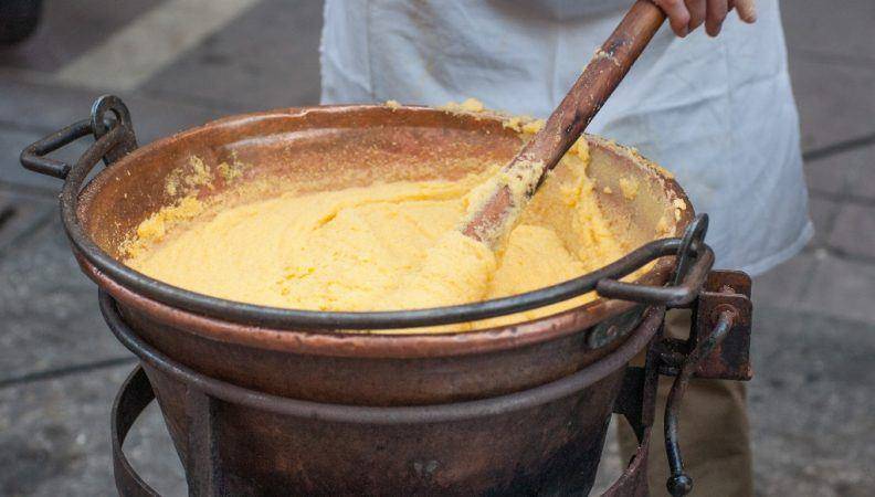 Polenta, cucina tipica, birra e castagne: le sagre del fine-settimana in Bergamasca