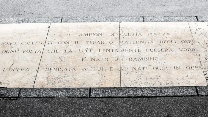 «Piazza Dante, torni ad accendersi la luce per ogni nuovo nato all’ospedale»