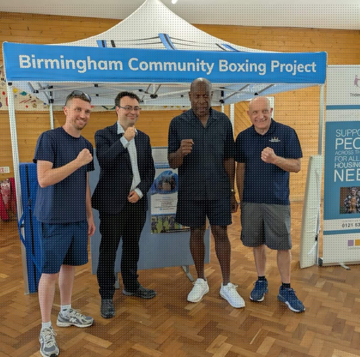 IN PICTURES - Big Frank Bruno brings in the crowds on Rubery visit